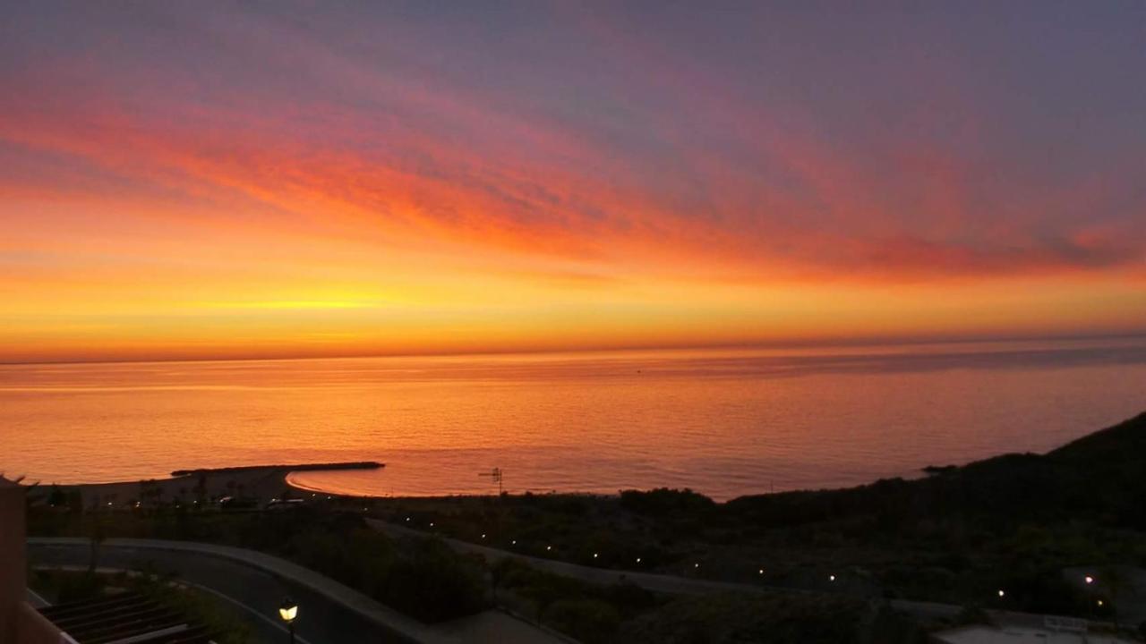 South Facing Apartment, Fantastic Sea Views,Terrace, 300M Beach Мохакар Екстер'єр фото