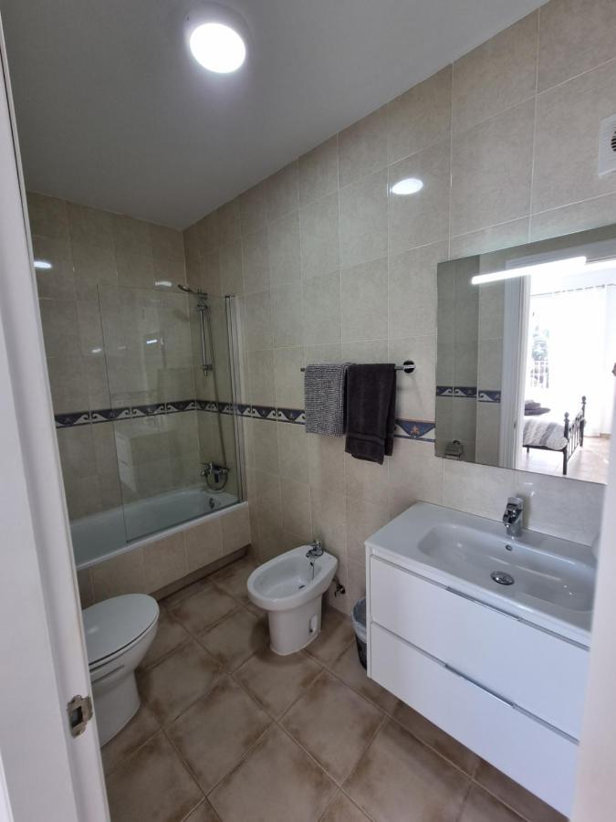 South Facing Apartment, Fantastic Sea Views,Terrace, 300M Beach Мохакар Екстер'єр фото